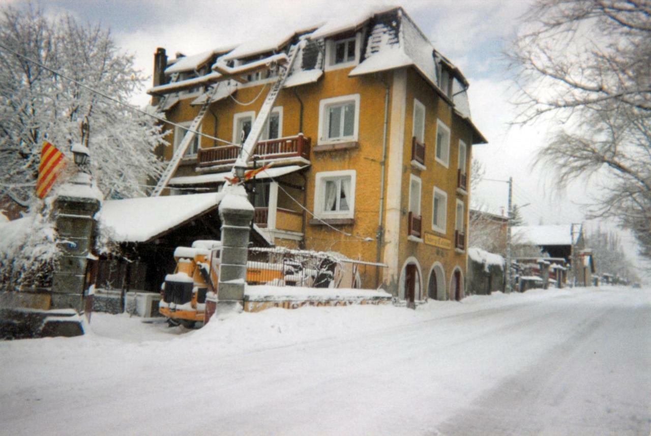 Bed and Breakfast L'Auberge Catalane Latour-de-Carol Exterior foto